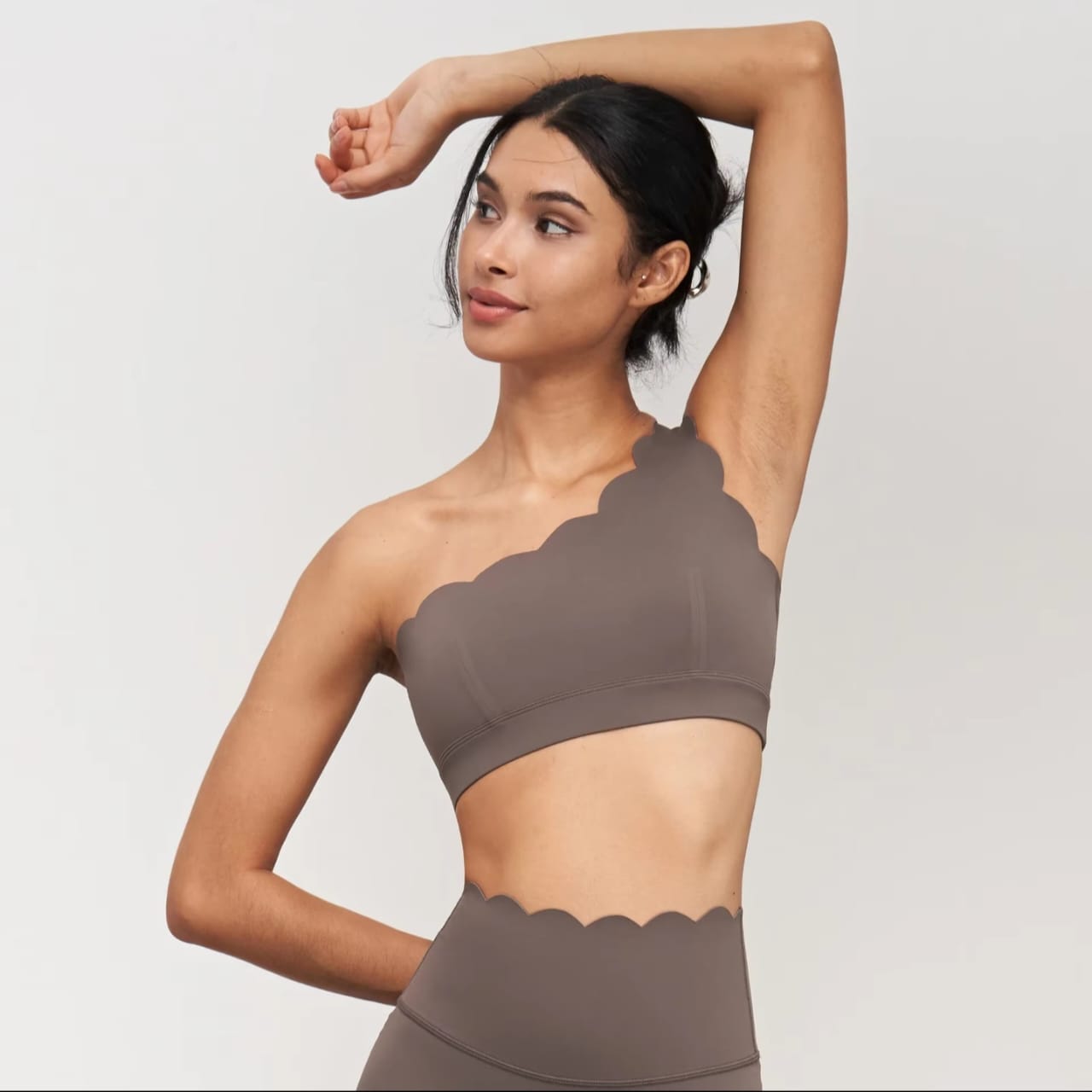 Lotus Arc Single Shoulder Sports Bra